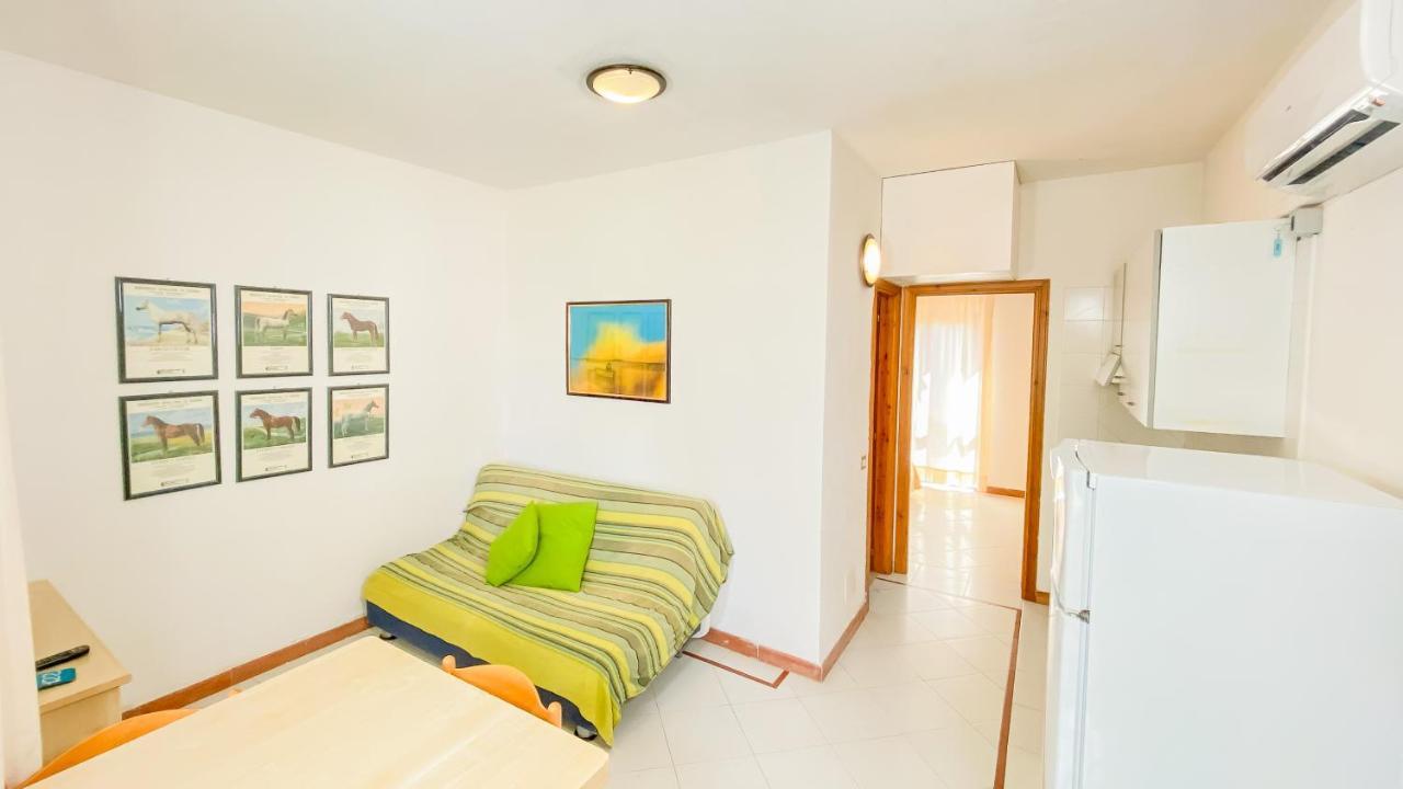 Residence Approdo Verde San Teodoro  Exterior foto