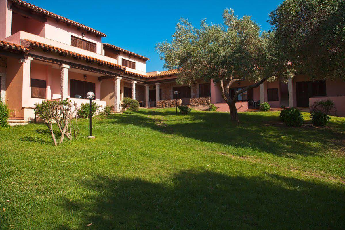 Residence Approdo Verde San Teodoro  Exterior foto